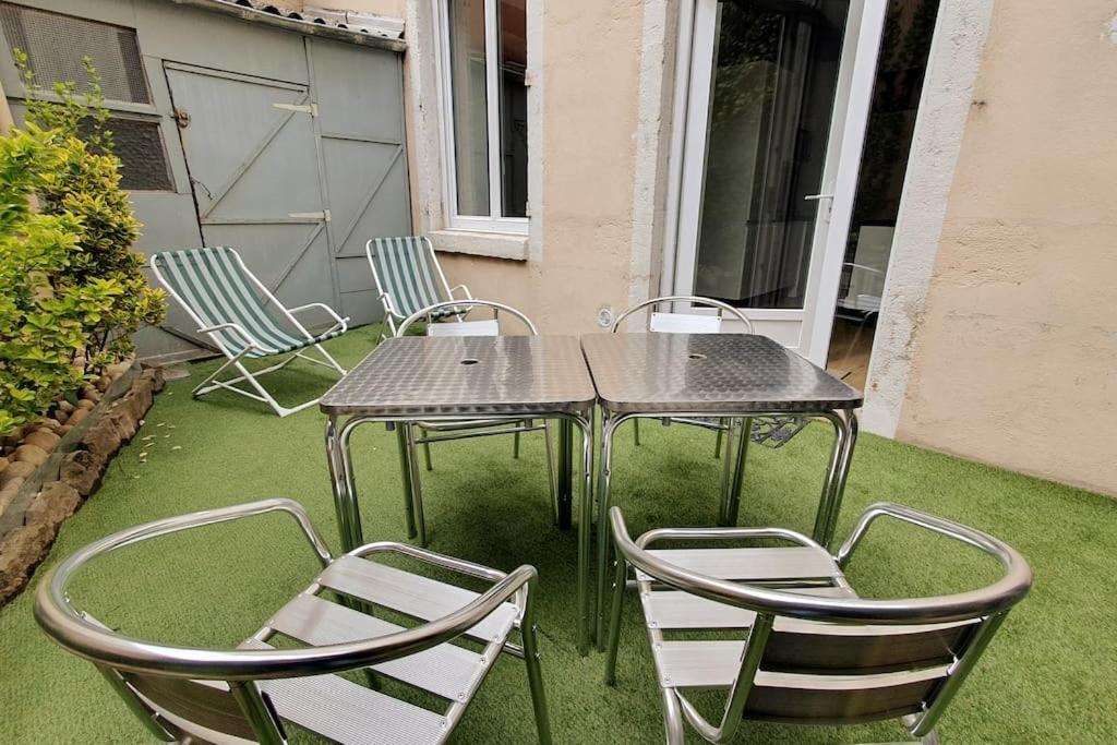 Classe 4 Etoiles - Cybele - Centre Ville 2 Chambres, Cour Privative Et Garage Вьен Экстерьер фото